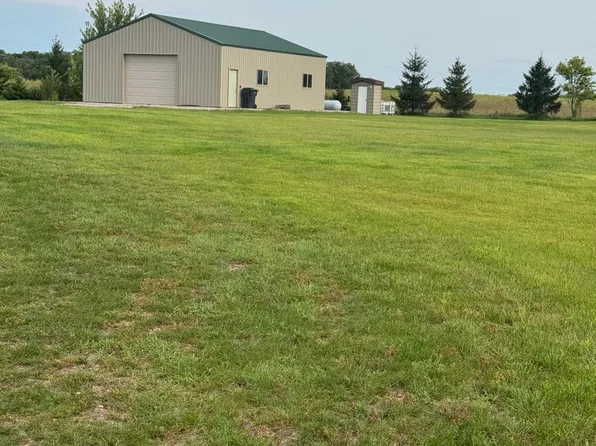 41121 429th St, Perham, MN 56573