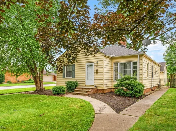 907 Hillsdale Ave, Parma, OH 44134