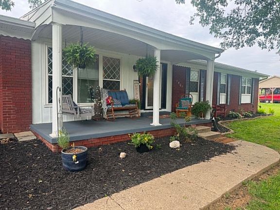 2nd image of 1401 S Calumet Dr