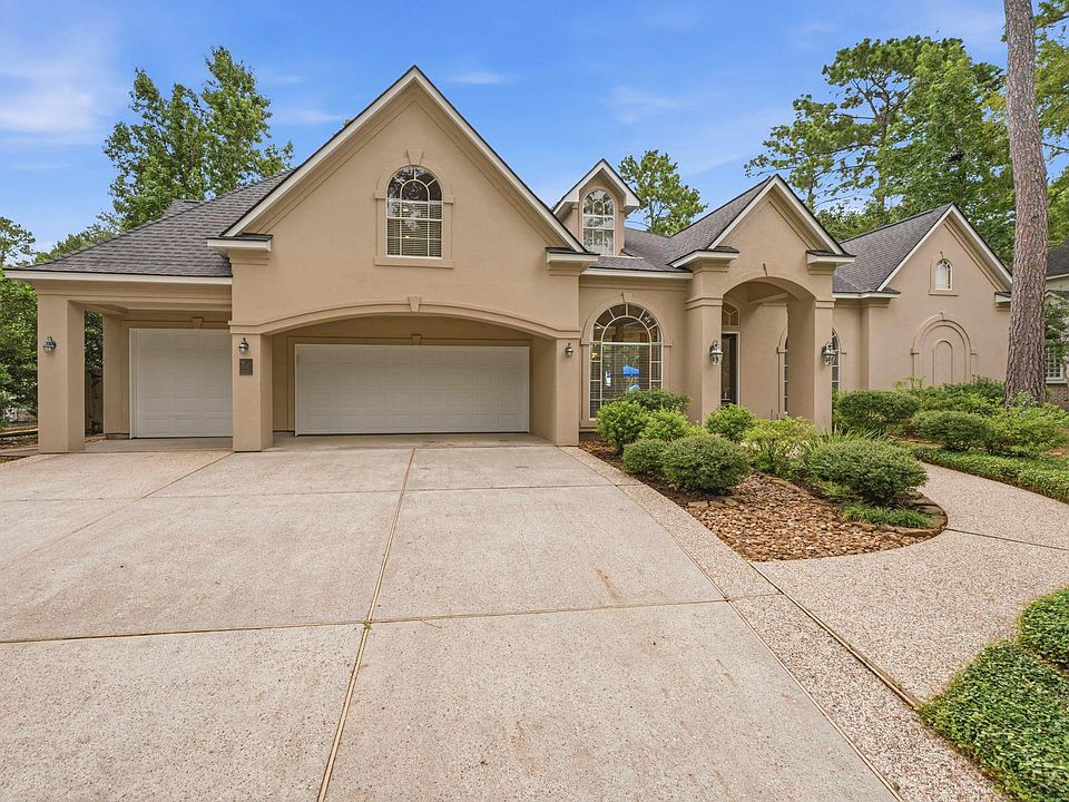 1st image of 54 N Wooded Brook Cir