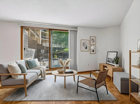 1225 Lasalle Ave APT 301, Minneapolis, MN 55403