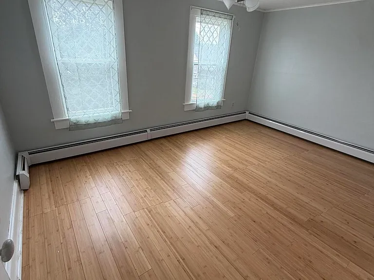 445 Main St — Photo 6