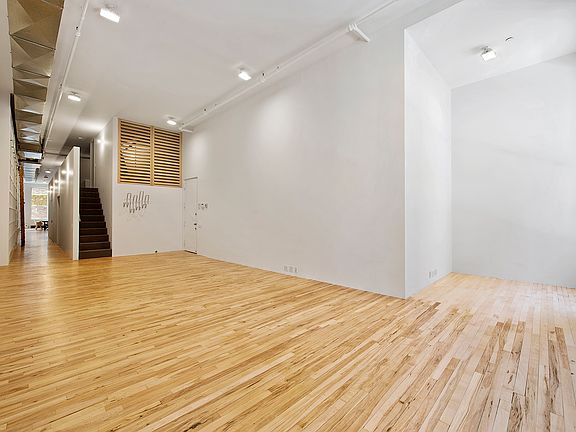 5th image of 61 Crosby St APT 2