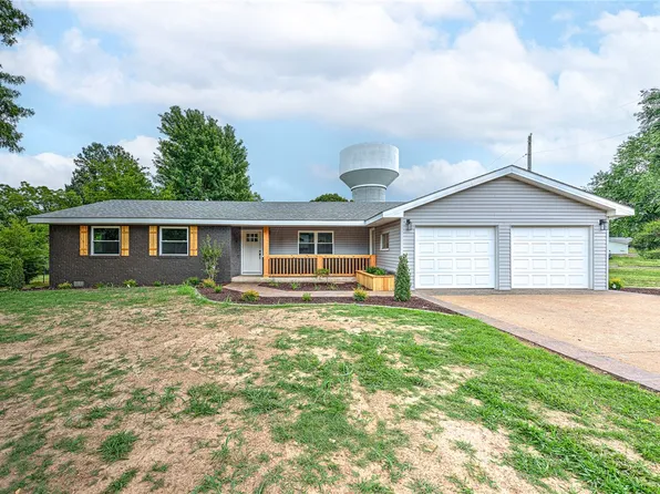 601 Detroit St NE, Gravette, AR 72736