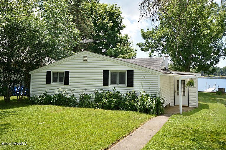 1st image of 22 E Duck Lake Dr
