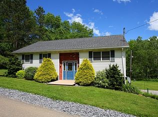 13 North St, Mount Jewett, PA 16740