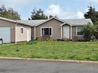 1365 SW Forest Pkwy, Waldport, OR 97394