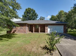 512 W 6th St, Miller, MO 65707