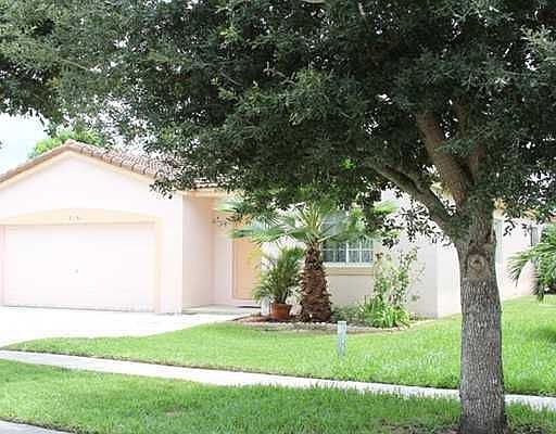 1st image of 2351 SW 102nd Ave