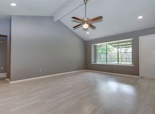 7659 Winkle Wood Ln, Houston, TX 77086