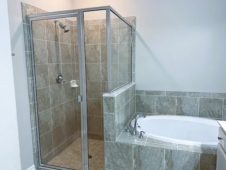 9444 Glenforest Dr — Photo 8