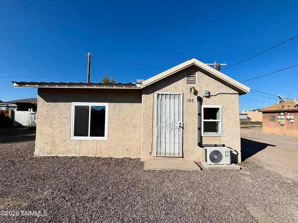 130 W Hill St, Hatch, NM 87937