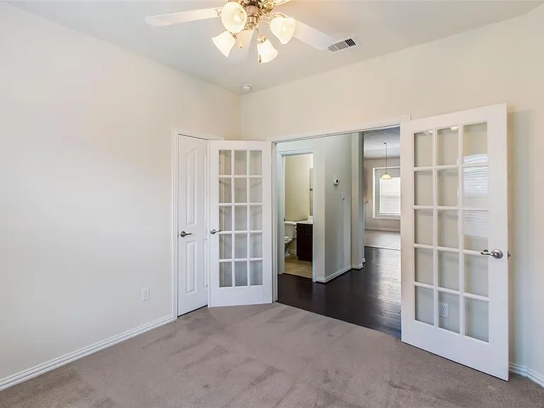 3103 Rose Trace Dr — Photo 8