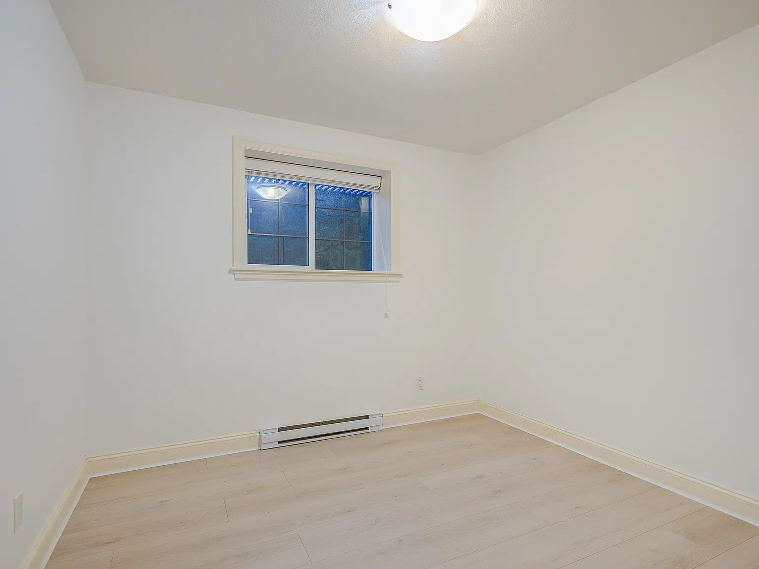 2 bed, 830 sqft, $1,980 — Photo 4