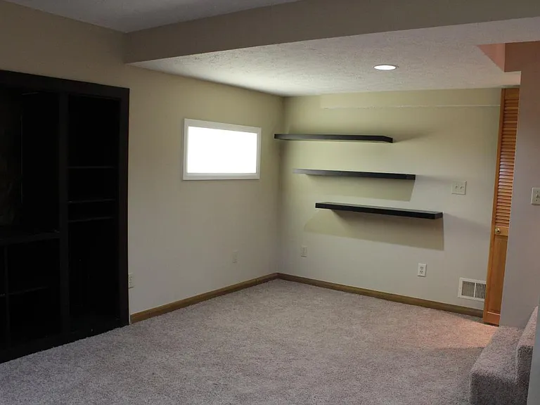7690 Old Foxe Ct — Photo 10