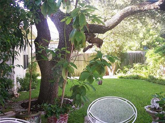4th image of 2703 Little Elm Trl