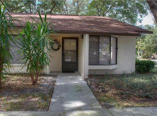 829 3rd Ave SW #17, Largo, FL 33770