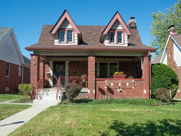 952 N Layman Ave, Indianapolis, IN 46219