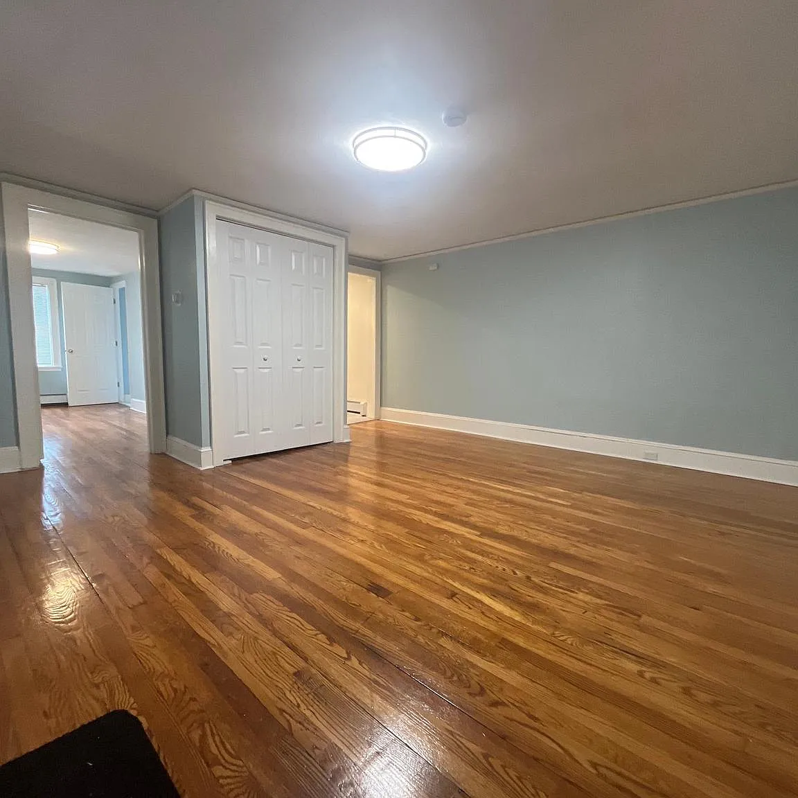 1 bed, 500 sqft, $2,300 — Photo 2