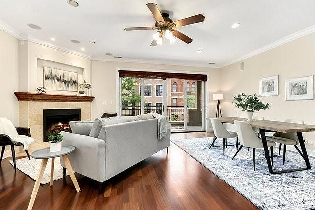 1st image of 2929 N Lincoln Ave APT 2F