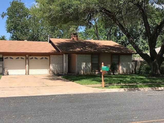1st image of 902 Cripple Creek Dr