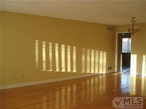 4th image of 6412 Westwind Dr