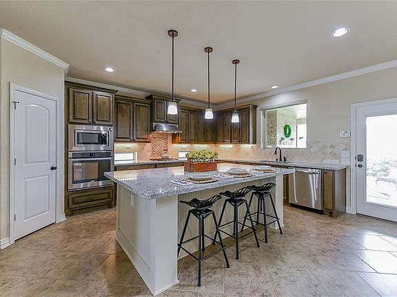 5th image of 6305 Deer Meadow Ln