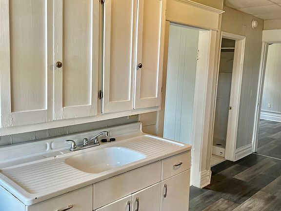 2nd image of 511 Themis St APT 104