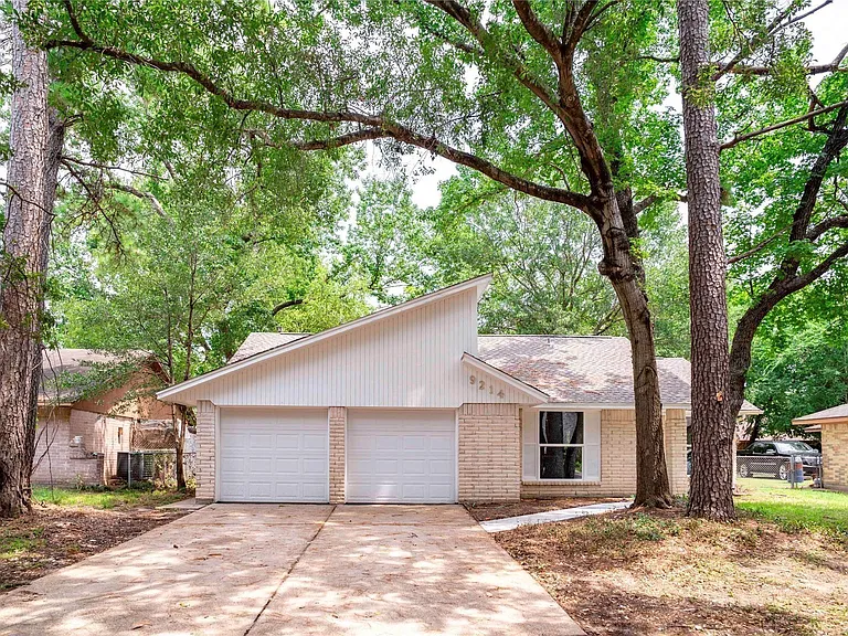 9214 Woodland Oaks Dr — Photo 5