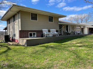 20404 W Smithville Rd, Trivoli, IL 61569