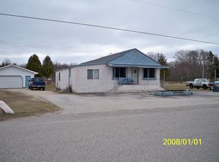 2202 Ii Rd, Garden, MI 49835