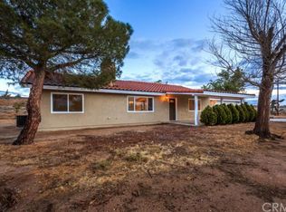 16209 Larch St, Hesperia, CA 92345
