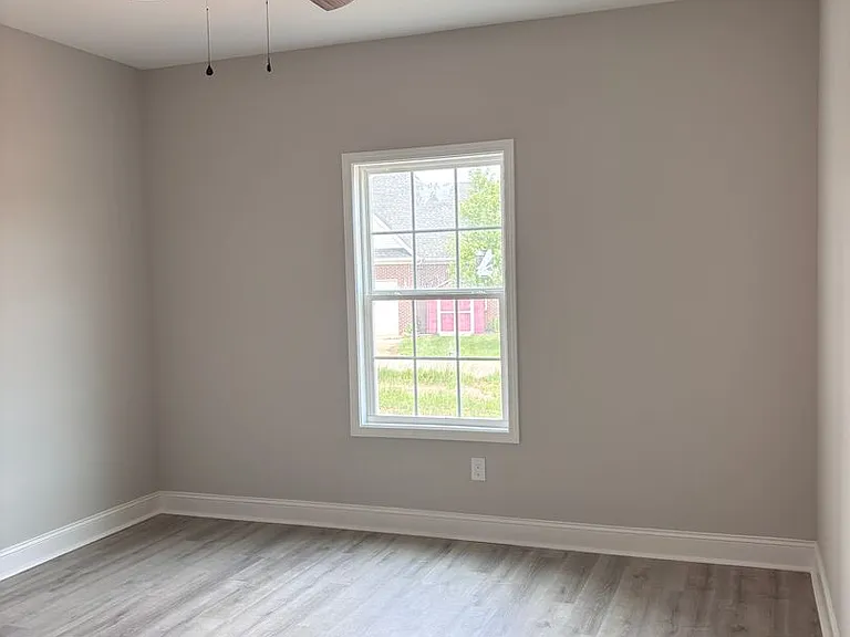 302 Hillview Mills Blvd — Photo 8