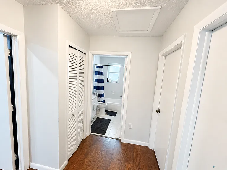 13990 SW 160th Ter — Photo 8