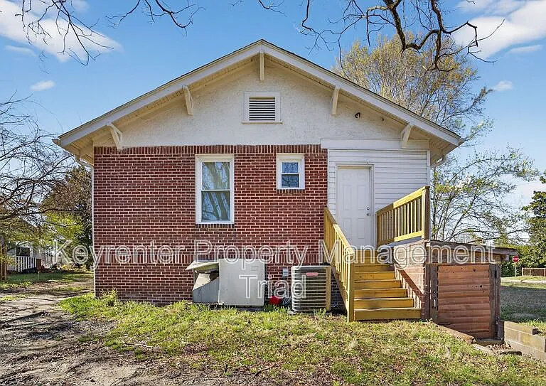 2405 Freeman Mill Rd — Photo 11