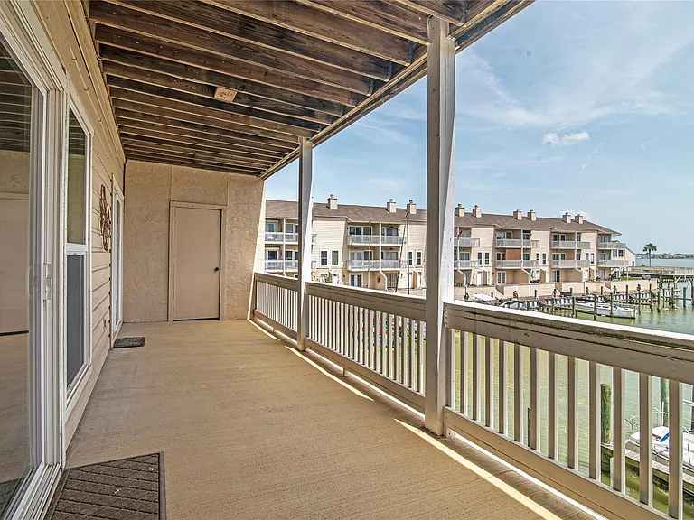 4747 Nasa Pkwy #206 — Photo 26