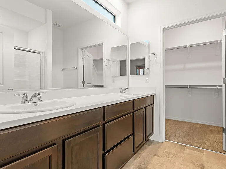 1353 Evening Breeze Ln — Photo 13