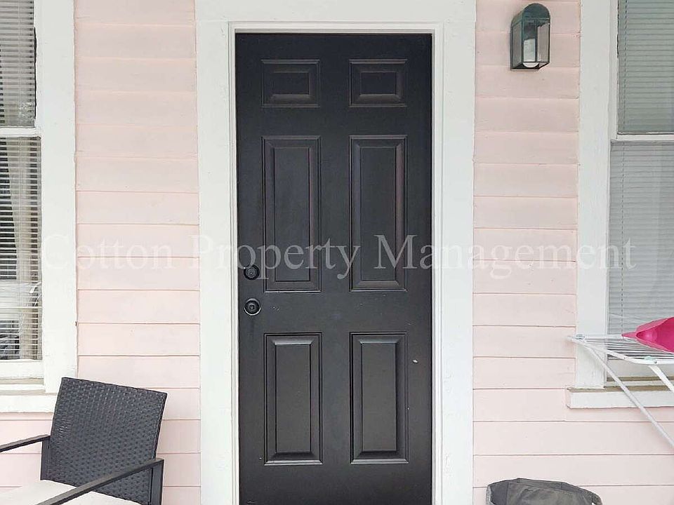 1st image of 518 Grace St APT C