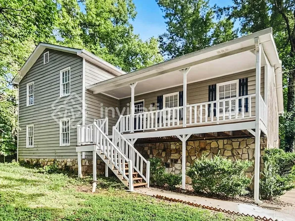 902 Laurel Ct, Woodstock, GA 30188