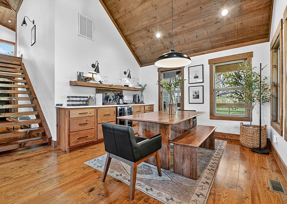 22nd image of 89 High Meadows Ct