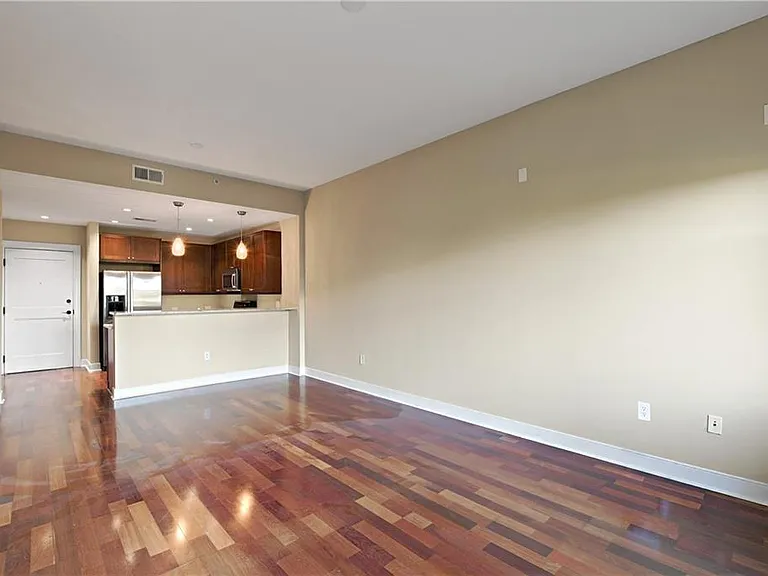 201 W Ponce De Leon Ave #515 — Photo 7