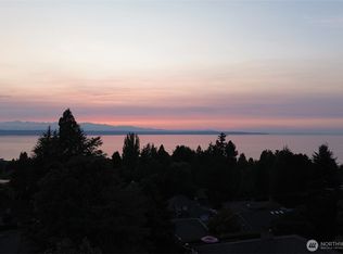 192 Xx Olympic View Dr, Edmonds, WA 98020