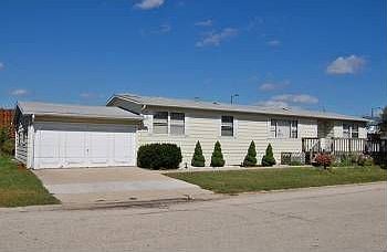 1st image of 405 Buckboard Dr