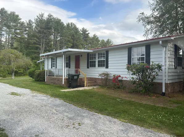 (undisclosed Address), Hendersonville, NC 28792