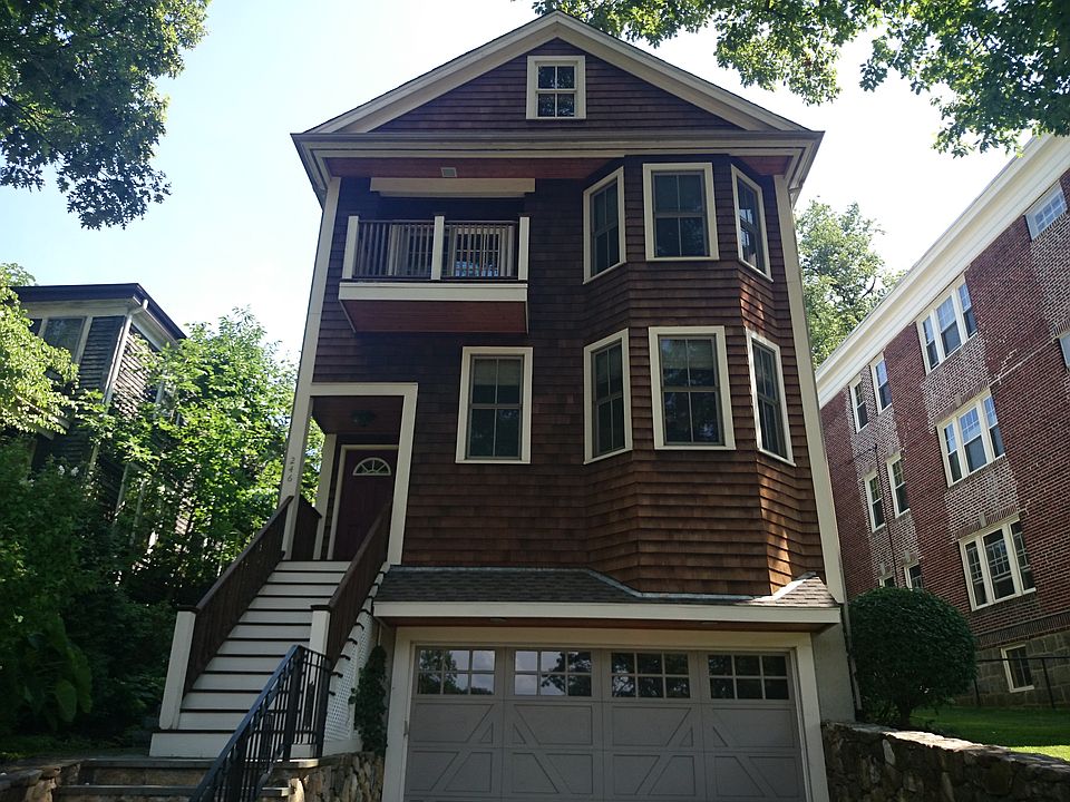 2nd image of 246 Arborway