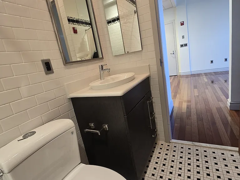 715 Tremont St — Photo 4