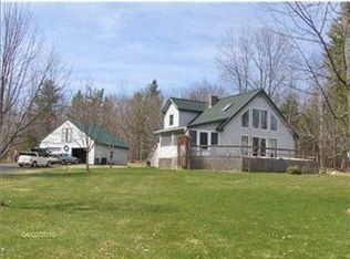 1118 Bellsqueeze Rd, Clinton, ME 04927