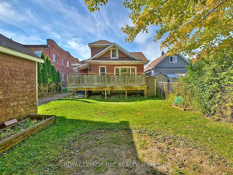 4592 6th Ave — Photo 38