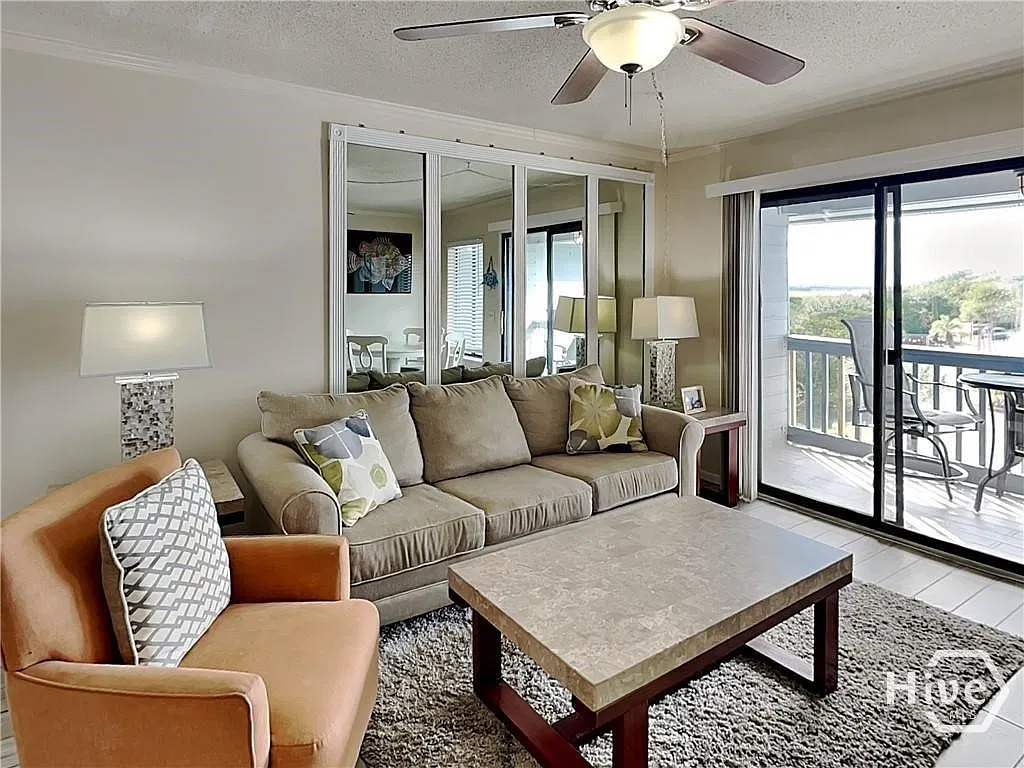 1 bed, 1.0 bath, 490 sqft, $2,000 — Photo 2