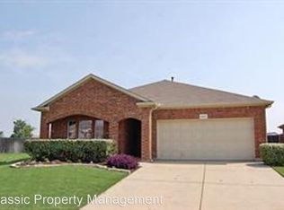 6317 Kristen Dr, Fort Worth, TX 76131
